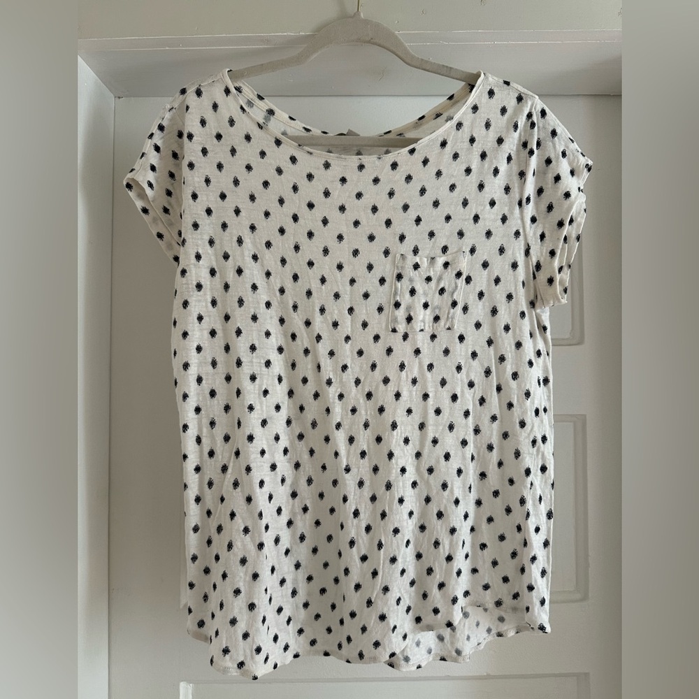LOFT | 100% Linen Black and White Polka Dot Short Sleeve Tee - Size M